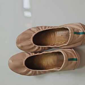 *flawed tieks ballerina pink size 9 NEED REHAB